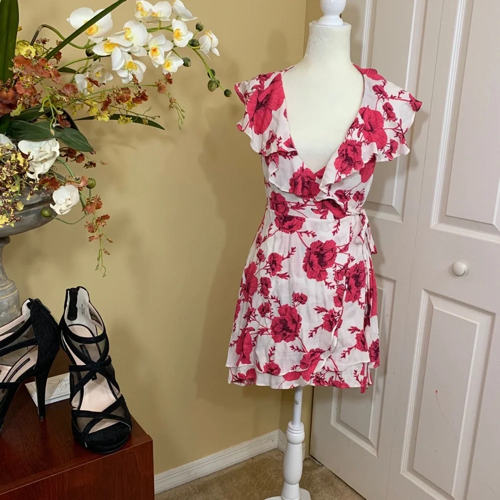 NWT FREE PEOPLE FRENCH QUARTER FLORAL WRAP‎ DRESS XS Boho Cottagecore Romantic